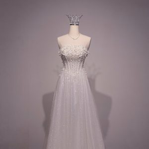 VÁY ĐI BÀN CÚP NGỰC